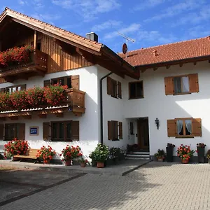 Gaestehaus Burgmayr Sauerlach